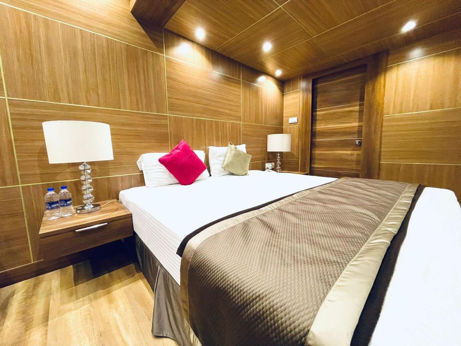 B8 Hotel 钦奈 外观 照片